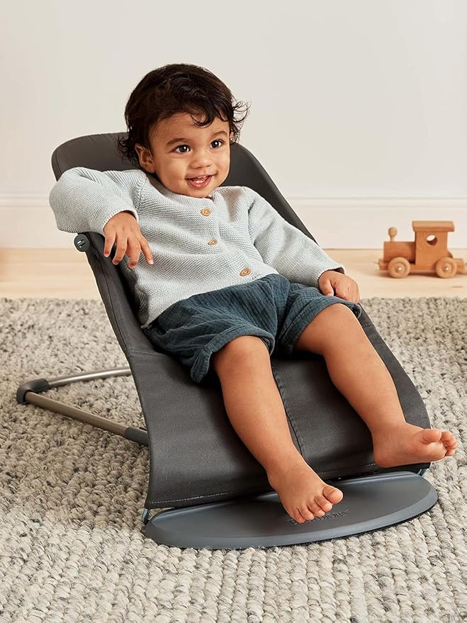 BabyBjörn Bouncer Bliss, Anthracite, Woven, Classic Quilt | 2-in-1 Adjustable Baby Bouncer Seat and Toddler Chair, Newborn to Toddler (8-29 lbs), 4 Positions, Lightweight & Portable