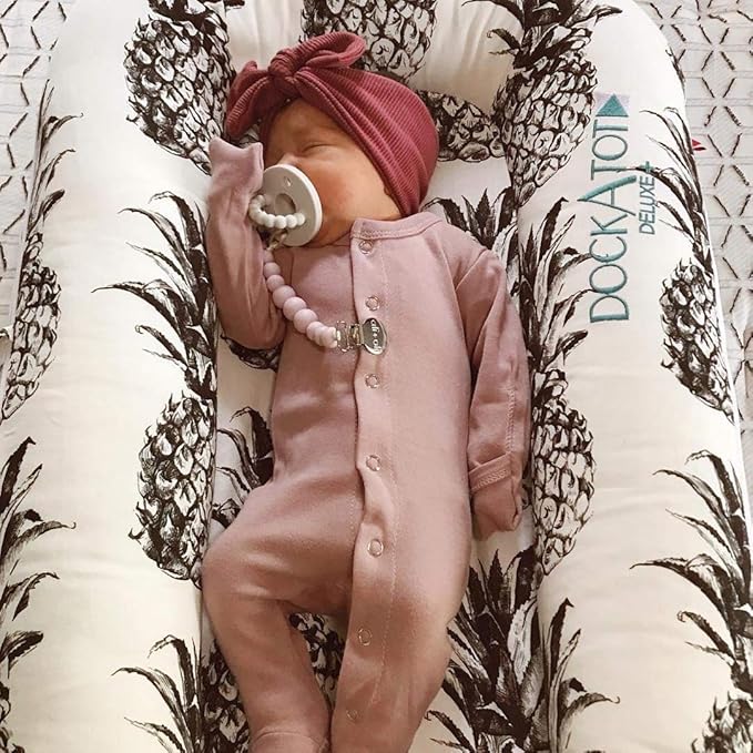 Ali+Oli Silicone Pacifier Clip for Baby (Pink) 100% Food-Grade BPA Free Newborn Pacifier Holder Infant Binky Clip for Baby Boy or Girl