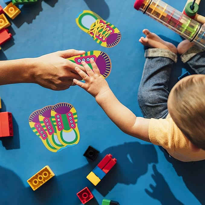 LUOZZY 10 Sets Shoe Trying Practice for Kids Shoelace Threading Teaching Toys Learn to Tie Shoelaces Toy Fine Motor Skills Toy Threading Game for Kids, Random Color