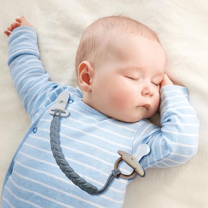 4 Pcs Gray Baby Silicone Teething Pacifier Clip,One-piece Design,Woven Shape,BPA Free.