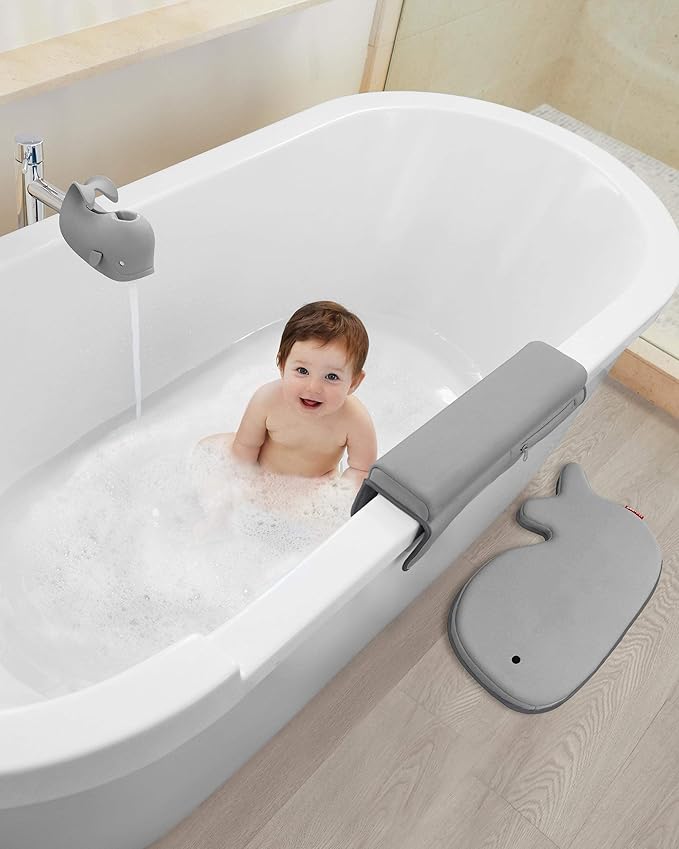 Skip Hop Moby Baby Bath Gift Set with 3-Stage Bath Tub and Bathtime Essentials
