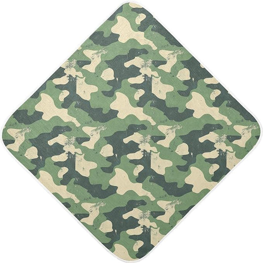 Pigsaly Dark Green Camo Print Hooded Baby Towel Woodland Camouflage Baby Bath Towel Unisex Soft Organic Cotton Washcloths Toddlers Shower Gifts for Boys Girls Newborn 30 x 30 in