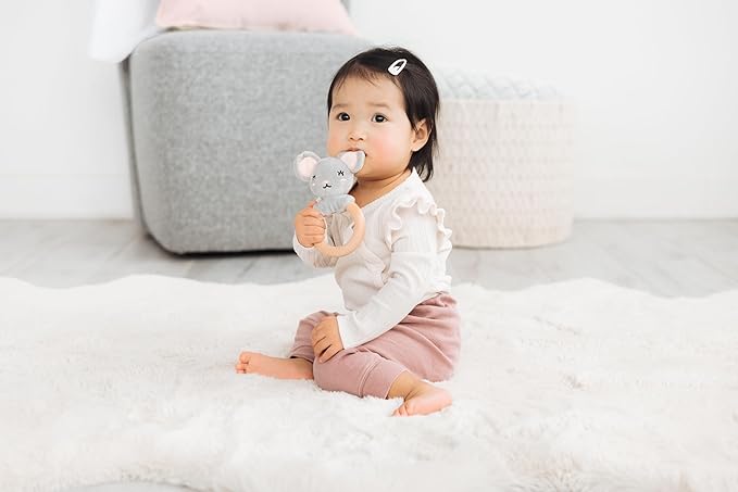 Pearhead Mouse Wooden Baby Teether – Soft Plush Lovey with Natural Wood Rattle Ring, BPA-Free, Soothes Infant Gums, Multi-Sensory Newborn Essential for Boys and Girls, 0+ Months