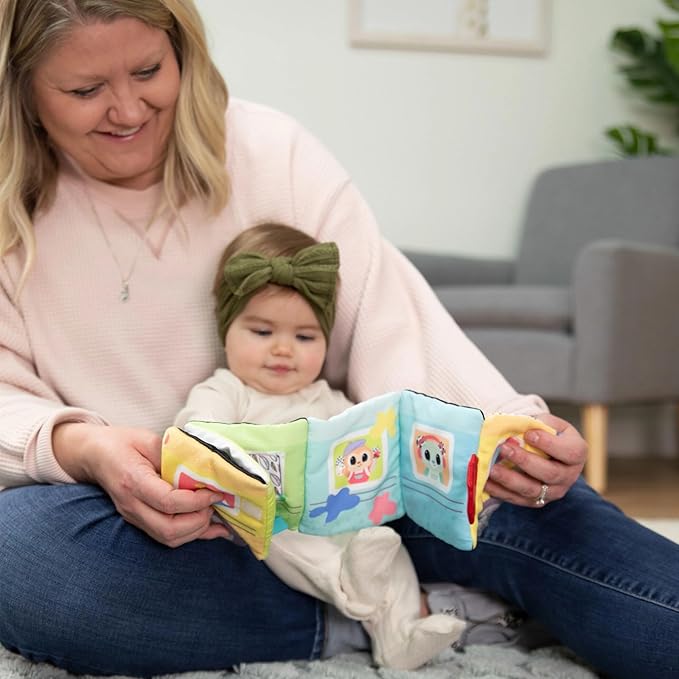 Lamaze Accordion Bus On-The-Go Baby Playmat - Includes Pictures, Baby Mirror - Crinkle Books for Babies - Developmental and Sensory Toys for Infants - Ages 6 Months and Up