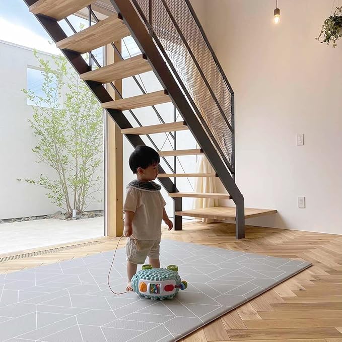 Little Bot Baby Play Mat (Ofie mat, zen line + triangle)