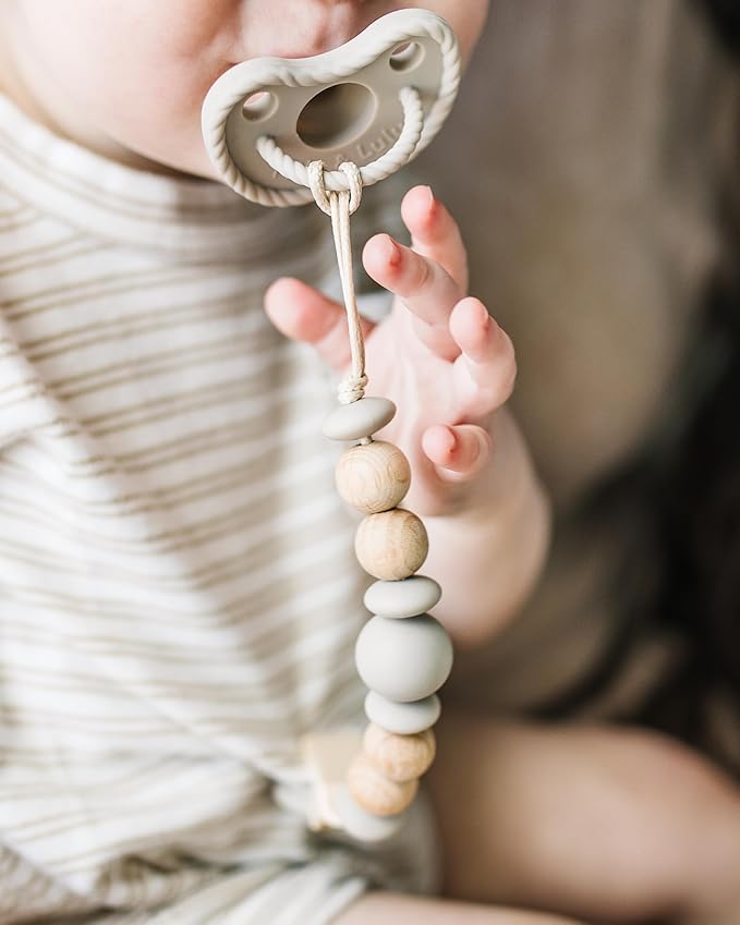 Silicone Pacifier Clip – Metal-Free, Rust-Free, 100% Food-Grade Silicone and Natural Beech Wood, Secure Pacifier Holder for Babies – Cloud - Mila & Lulu