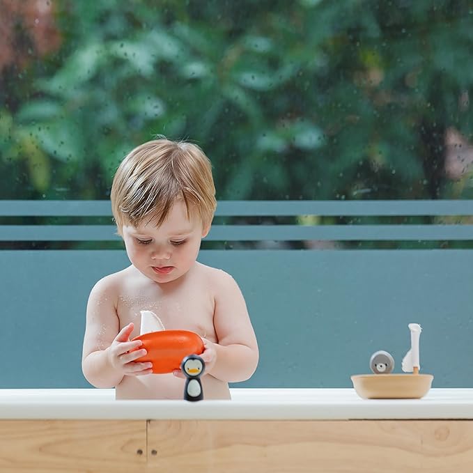 PlanToys® Wooden Sailing Boat Toy with Seal | Bath Time Water Toy for Floating Play, Imagination & Gentle Sensory Exploration | Eco Friendly Toy for Bath and Water Play