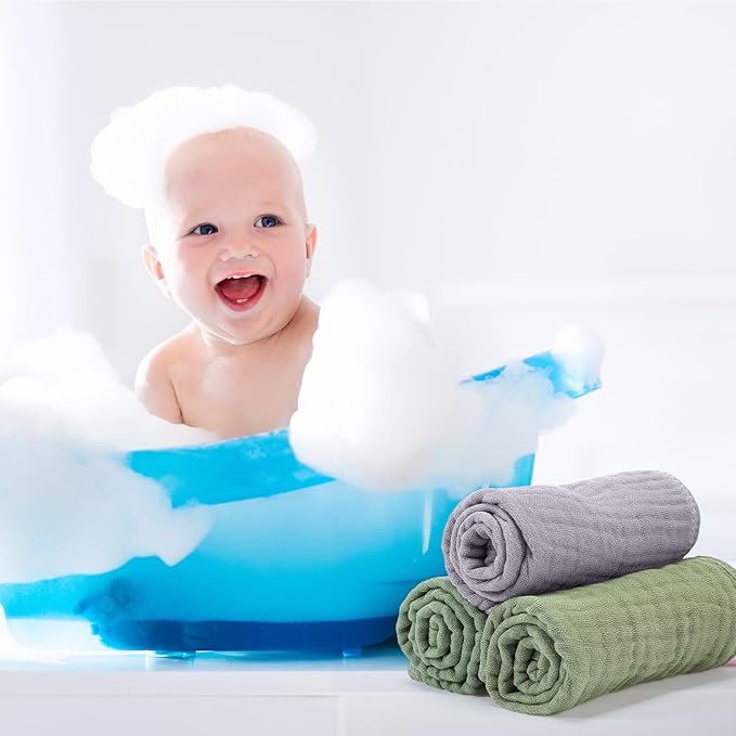VitalCozy 6 Pcs Baby Muslin Hooded Bath Towels and Washcloths, Muslin Hooded Baby Towels Absorbent Blankets for Gift Newborn Infant Shower (Green,Gray)