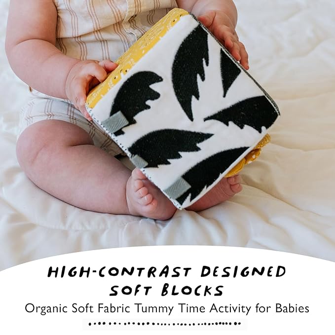 Wee Gallery Soft Block, Baby Sensory Toy with High-Contrast Graphics, Organic Soft Fabric Soft Blocks, Crinkle Flap and Textures, Tummy Time Activity for Babies and Toddlers - Jungle