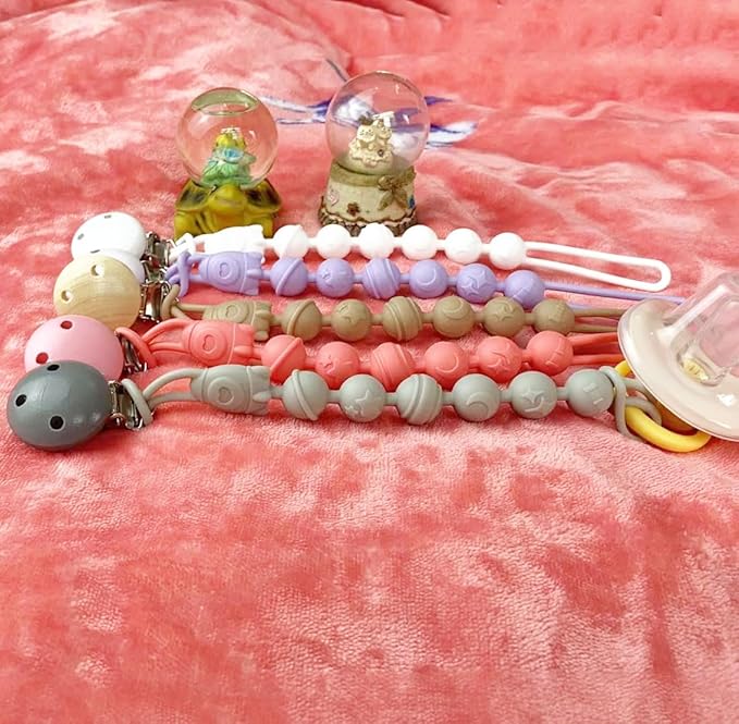 Silicone Pacifier Clips Baby, 5 Pack Soft Flexible Binky Pacifier Clip Holder with One Piece Beads Design for Boys and Girls, Birthday Gift Fits All Soother and Toys (Grey)
