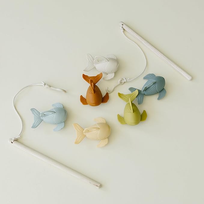 Marlowe & Co Silicone and Wooden Fishing Playset, Montessori Fine Motor Skills Fish Game for Children with Storage Bag