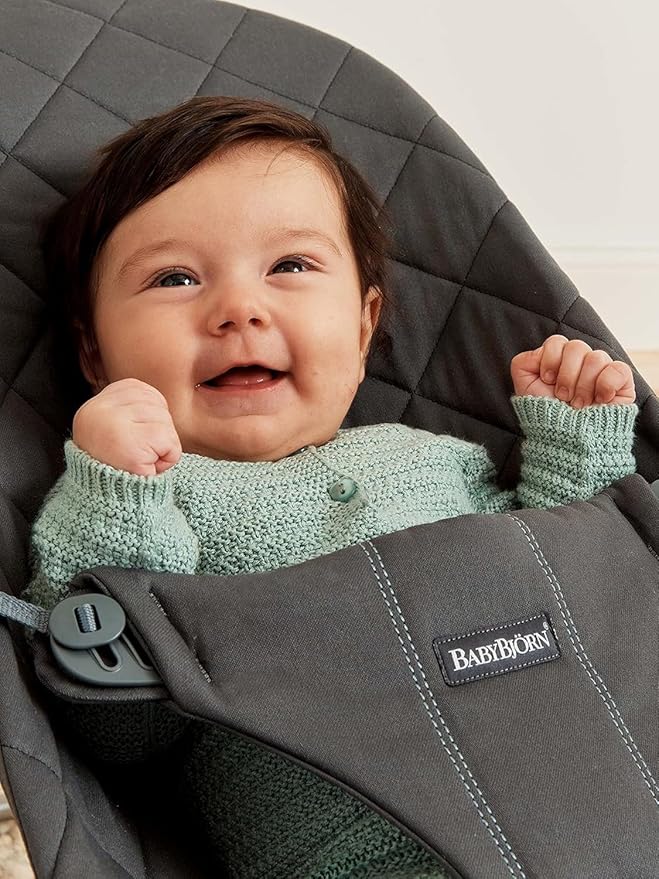 BabyBjörn Bouncer Bliss, Anthracite, Woven, Classic Quilt | 2-in-1 Adjustable Baby Bouncer Seat and Toddler Chair, Newborn to Toddler (8-29 lbs), 4 Positions, Lightweight & Portable