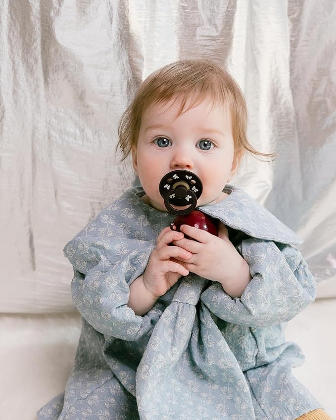 BIBS Colour Holiday Pacifier 2-Pack, BPA Free Pacifier, Round Nipple. Natural Rubber Latex, Made in Denmark, Size 1 (0-6 Months), Ivory/Plum