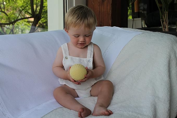 Lanco 8424678912168 Yellow Sensitive Ball; 100% Natural Rubber, Yellow, 200 g