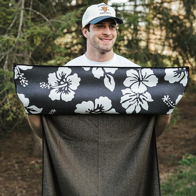 Sprints Athletic Running Towel, Full-Sized, Car Seat Cover - Performance Microfiber (Flex on the Beach - Black)