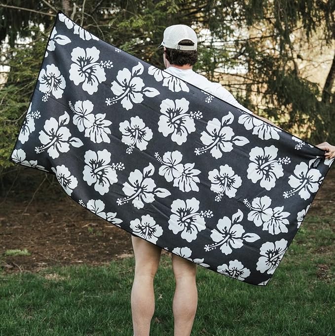 Sprints Athletic Running Towel, Full-Sized, Car Seat Cover - Performance Microfiber (Flex on the Beach - Black)