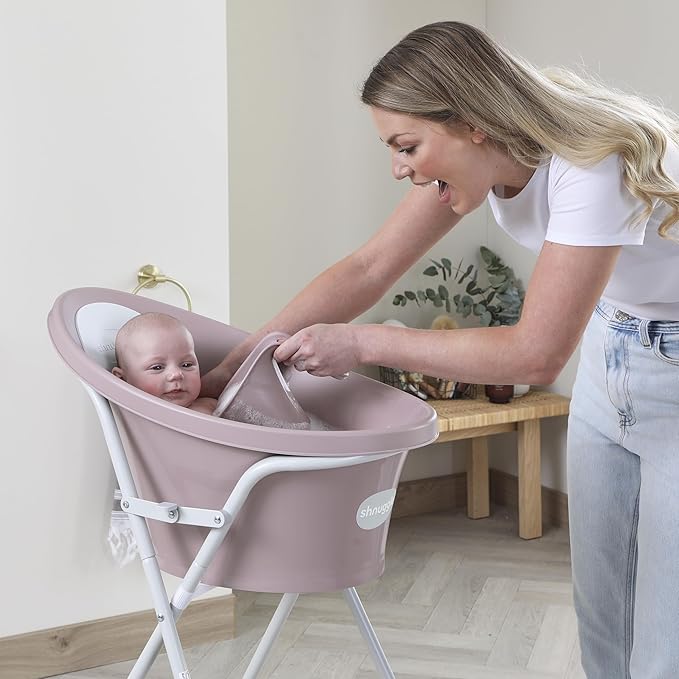 Shnuggle Bath Rinse Jug | Soft Rim Baby & Toddler Shampoo Rinser | Bath Hair Rinsing Cup | Hair Wash Jug with Handle | Essential Bath Accessories | Blossom Pink