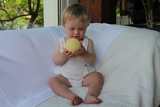 Lanco 8424678912168 Yellow Sensitive Ball; 100% Natural Rubber, Yellow, 200 g