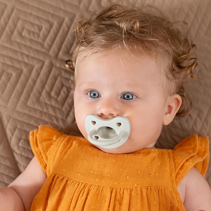 Chicco PhysioForma Luxe Orthodontic Pacifier for Babies 0-6 Months, One-Piece 100% Soft Silicone, Supports Breathing, Textured Shield & Handle, Included Sterilizing Case, BPA Free, 2-Pack, Mint