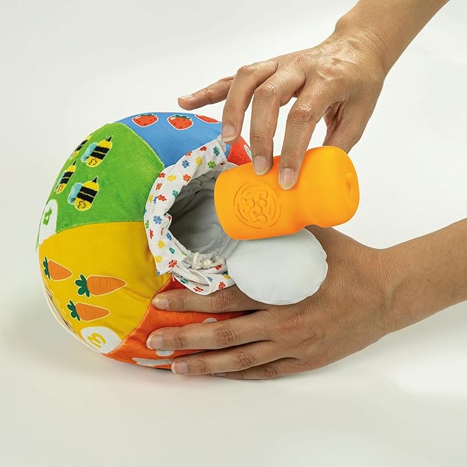 Clementoni Baby Baby Ball Sounds and Sings, Electronic Game for Children 6+ Months, with Sounds and Soft Melodies, Soft Fabric, Stimulates Manuality, Touch and Motor Skills, Italian Language,