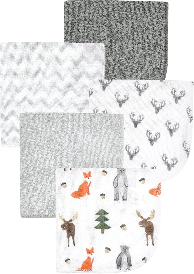Hudson Baby Unisex Baby Animal Hooded Towel 3pk and 15 Washcloths, Woodland, One Size