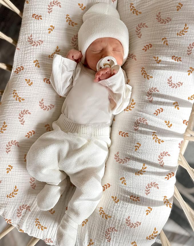 Muslin Baby Lounger Cover, Soft Breathable Newborn Lounger Pillow Cover for Boys Girls Infant (Leaf)
