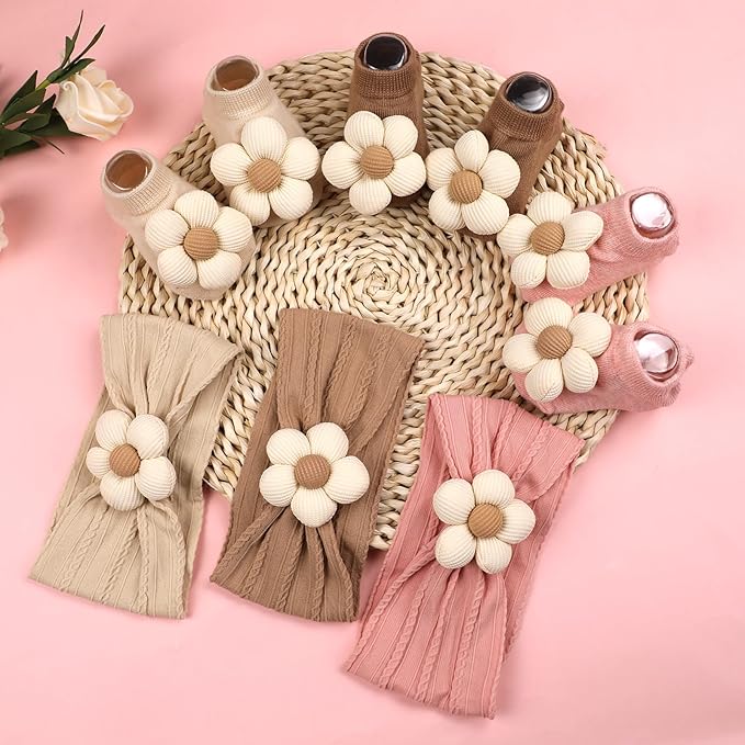MIUXUESO Baby Girls Headbands and Socks Newborn Flower Hairbands Non-Slip Grips Socks Nylon Hair Accessories Infants and Toddlers (Beige, 6-12 Months)