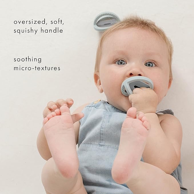 Doodle & Co. London Classic Pacifier For New Born Babies | BPA Free Angled Shape 100% Silicone For Infants With & Without Teeth | Helps Promote Healthy Oral Development | 0+ Months |Smash Cake/Cloud 9