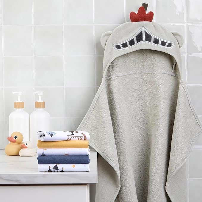 Evolur Good Knight 6 pc Baby Gift Set, Includes Hooded Towel & 5pc Wash Cloths, Soft and 100% Cotton Woven, for Newborn, Infants and Toddlers 0-9 Months