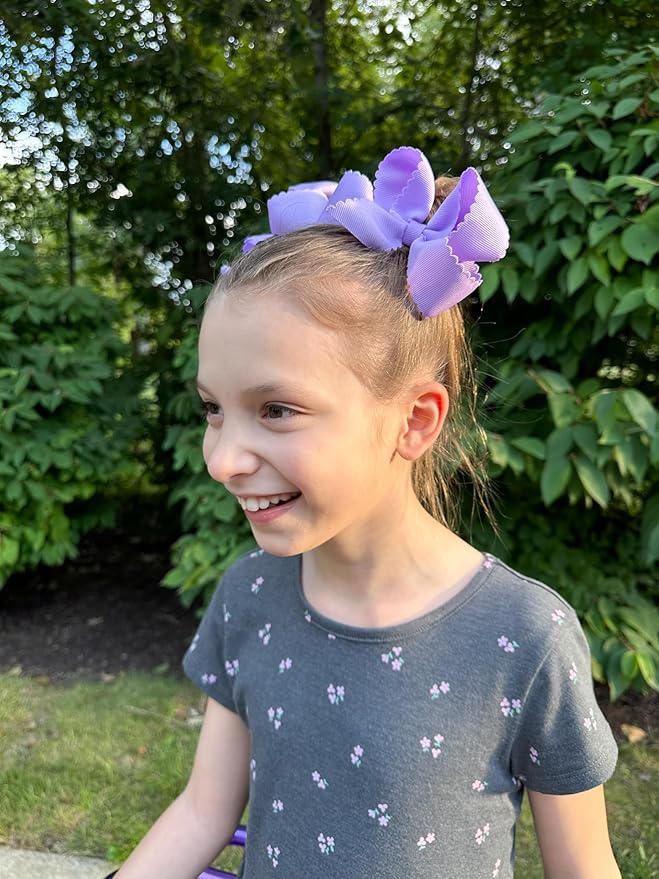 Wee Ones Girls' Classic Grosgrain Hair Bow with Scalloped Edges, No-Slip Hair Clip, Handmade, Light Orchid, Medium