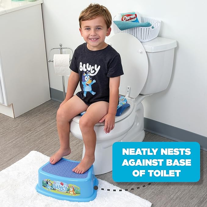 Bluey Bath Time Fun Set - Bath Finger Puppets, Vinyl Bath Mat, Step Stool