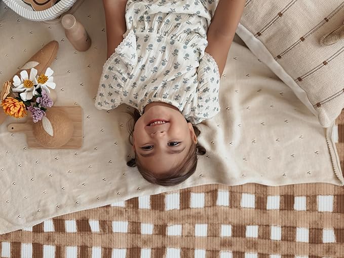 Ofie mat, Wonderland, Boccaccini Meadows X Little Bot, Baby Play mat