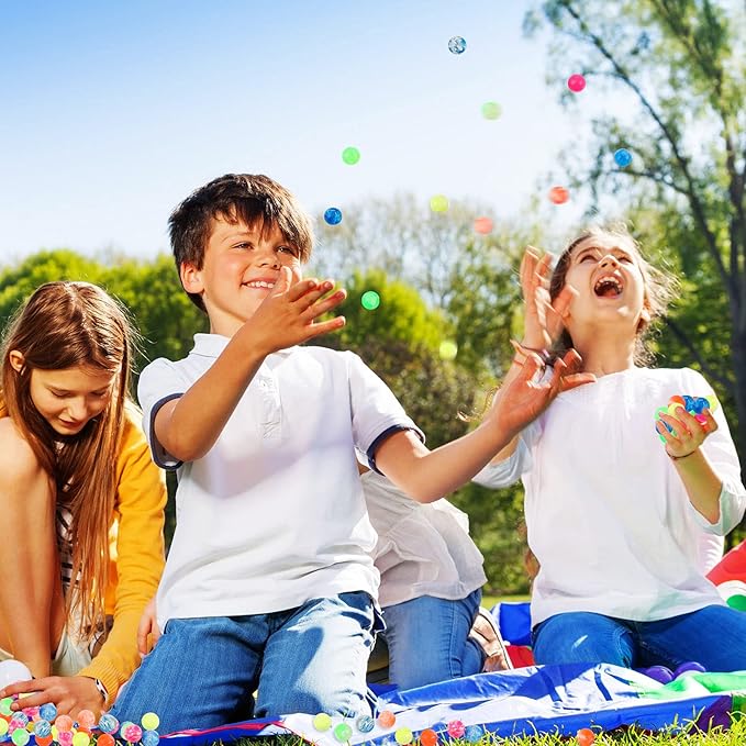 Sumind 100 Pcs Kids Small Bouncy Balls in Bulk Rubber High Bouncing Balls for Baby Toddler Birthday Party Favors Gift Game Prizes Vending Machines Fillers Outdoor Activities (0.78 inch)