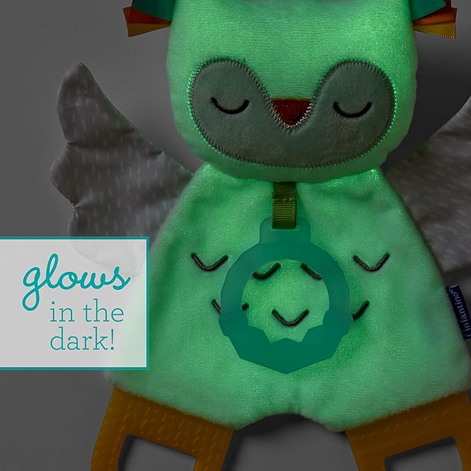 Infantino Glow-in-the Dark Cuddly Teether - Owl Soft Toy with 3 Textured Teethers, Fiddle Flags, Crinkle Sounds, Soft Material, On the Go Toy