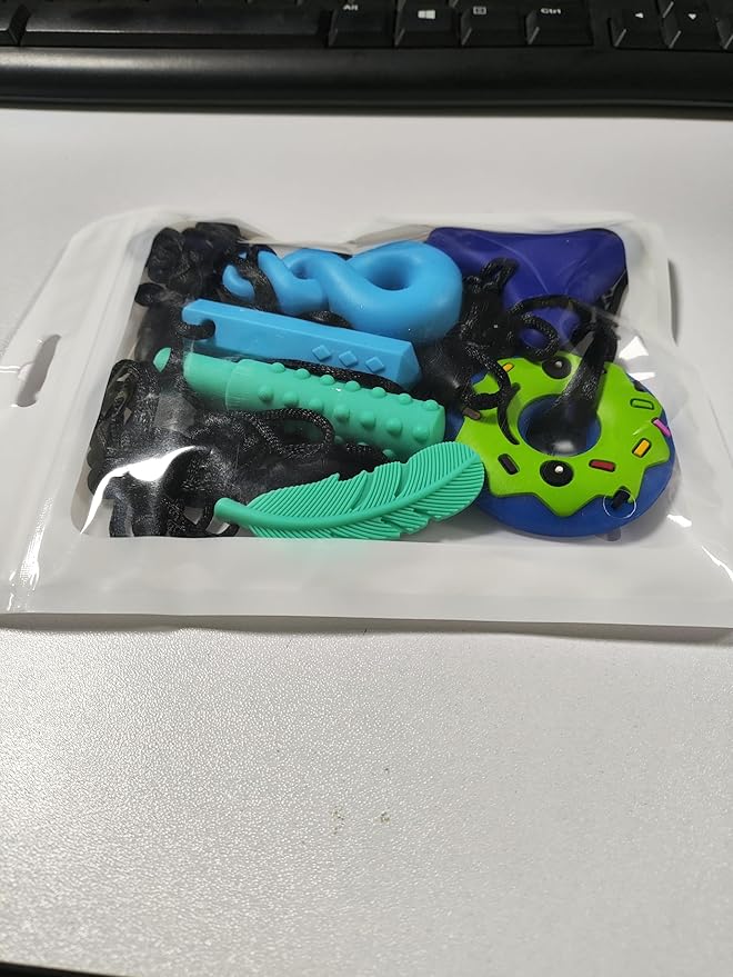 Chew Necklaces for Sensory Kids, 6 PCS Sensory Chew Necklaces for Boys Girls with ADHD, SPD, Autism, Chewing Needs, Silicone Chewy Necklaces Chew Toys for Adults Used for Reliving Anxiety and Stress