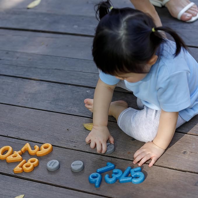 PlanToys® Numbers & Symbols Wooden Learning Set for Kids Ages 3+ | Montessori Educational Resource for Counting, Addition & Subtraction | Eco-Friendly Early Math Toy