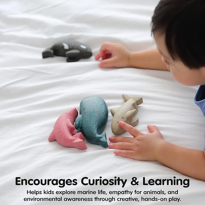 PlanToys® Wooden Sea Life 4-Piece Set Dolphin, Orca, Whale and Shark Figurines | Montessori Toy for Imaginative Play | Supports Language and Social Skills | Eco Friendly for Bath and Water Play