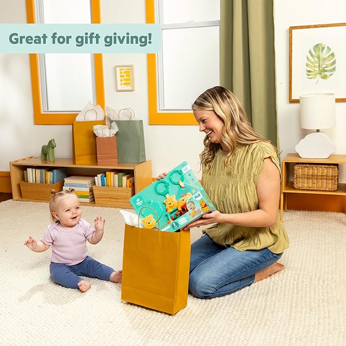 Bright Starts Disney Baby Winnie The Pooh Silly Ole Bundle Gift Set, 5-Piece Sensory Toy Set with Rattle, Teether, Oball & Flash Cards, Developmental Baby Toys 0–12 Months, Newborn Gift