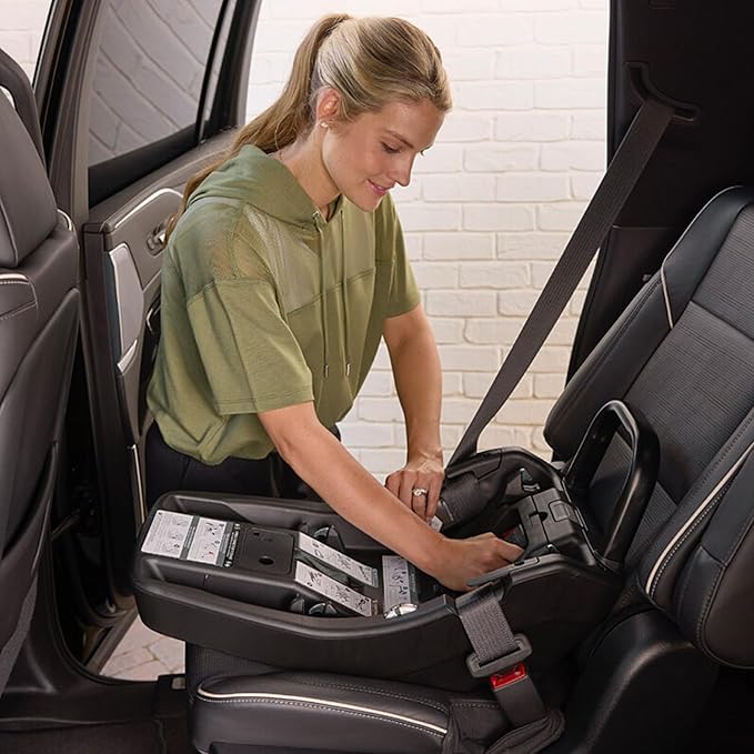 BOB Gear Wilder Infant Car Seat Base with ClickTight