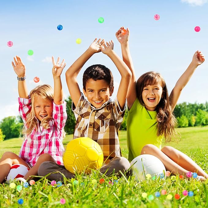 Sumind 100 Pcs Kids Small Bouncy Balls in Bulk Rubber High Bouncing Balls for Baby Toddler Birthday Party Favors Gift Game Prizes Vending Machines Fillers Outdoor Activities (0.78 inch)