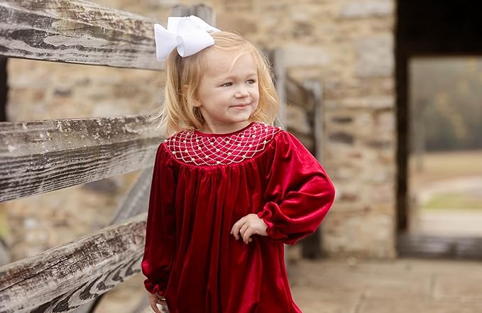 Wee Ones Girls' Classic Grosgrain Hair Bows with Plain Wrap Center, No-Slip Hair Clip, Handmade, White, King