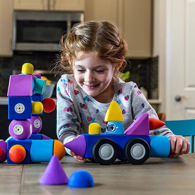 Blockaroo Magnetic Foam Building Blocks - 17-Piece Critter Set, Bath Toys for Toddlers, Preschool Toys, Bathtub Toys, Sensory Toys, Blocks for Toddlers 3-5, Engineering Toys for Kids 3-5, Bath Blocks