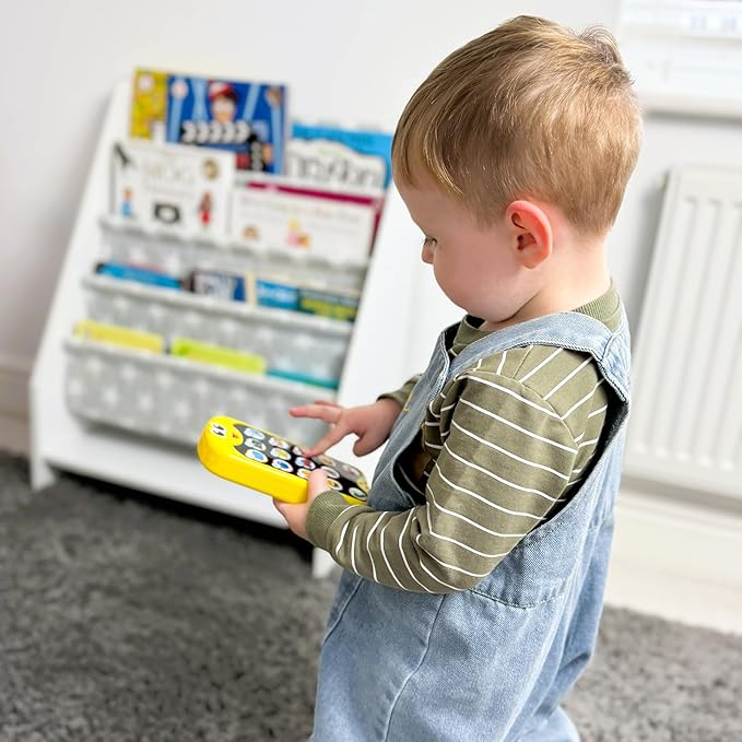 The Learning Journey Early Learning - On The Go Phone - Baby Cell Phone Toy - Toddler Toys & Gifts for Boys & Girls Ages 3 Months and Up - Award Winning Toys