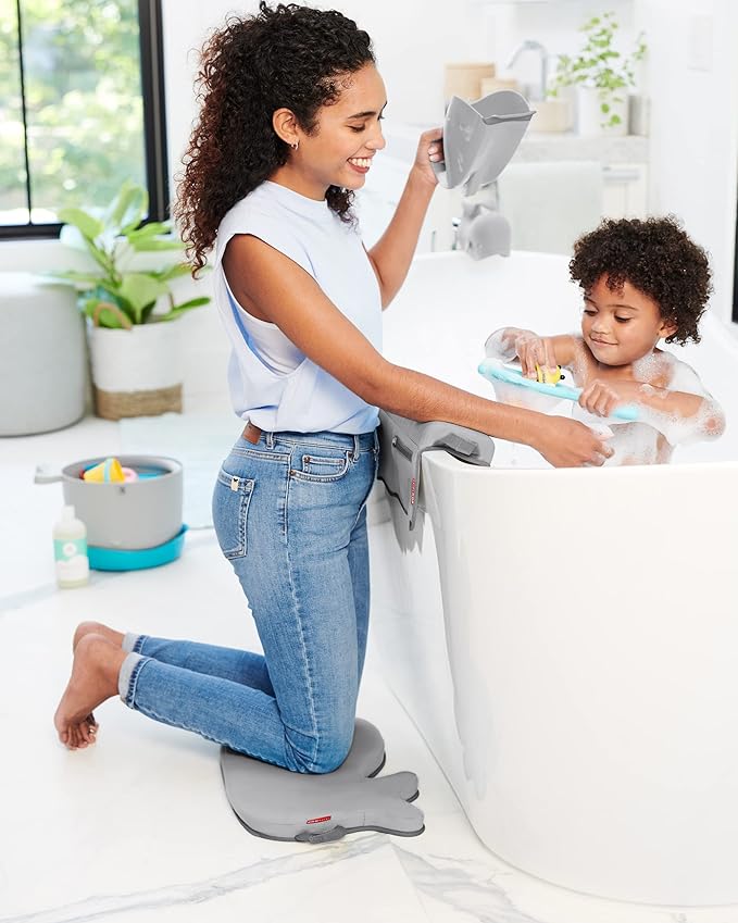Skip Hop Baby Bath Tub, 3-Stage Smart Sling Tub, Moby, White & Moby Baby Bath Essential Set, Grey