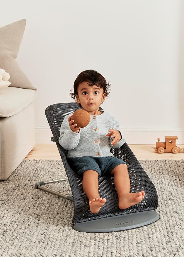 BabyBjörn Bouncer Bliss, Anthracite, Mesh | 2-in-1 Adjustable Baby Bouncer Seat and Toddler Chair, Newborn to Toddler (8-29 lbs), 4 positions, Lightweight & Portable