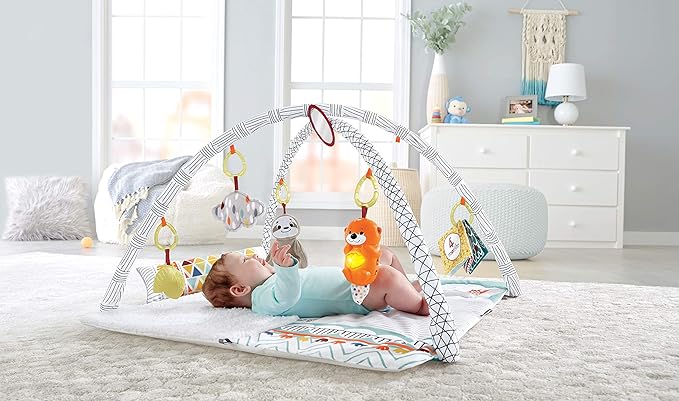 Fisher-Price Perfect Sense Deluxe Gym, Plush Infant Play Mat with Toys (Standard Packaging)