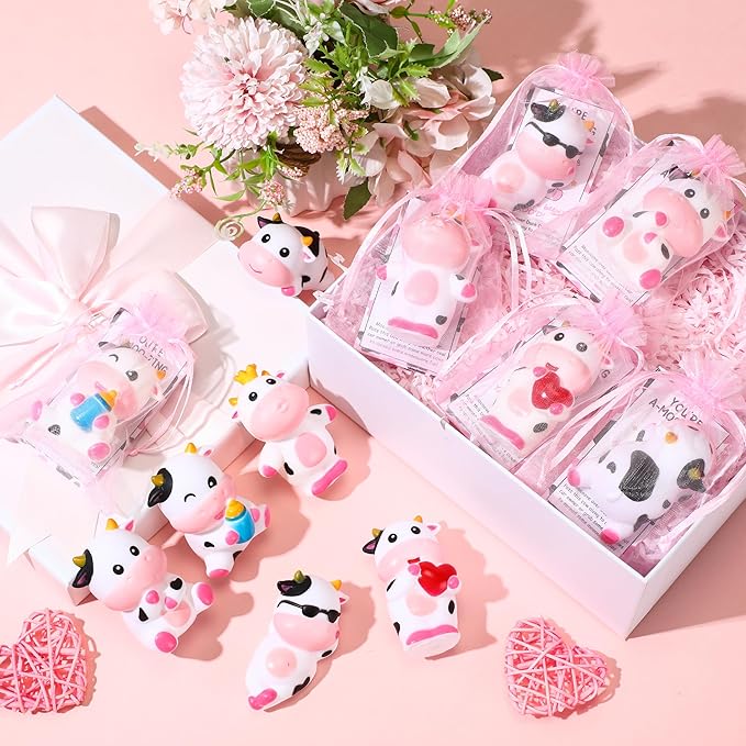 Jenaai 50 Sets Cute Rubber Cow Gifts Set Include Squeak Floating Cows Moo Moo Cards Organza Bags Rubber Animal Figures Bathtub Toy for Employee Baby Shower Bulk