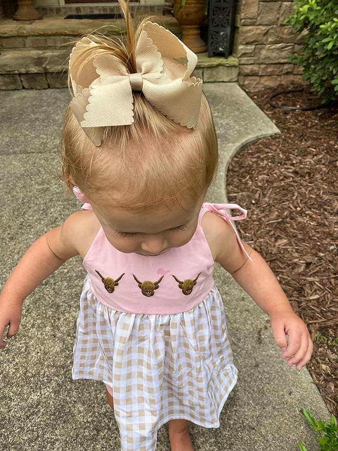 Wee Ones Girls' Classic Grosgrain Hair Bow with Scalloped Edges, No-Slip Hair Clip, Handmade, Burgundy, Medium