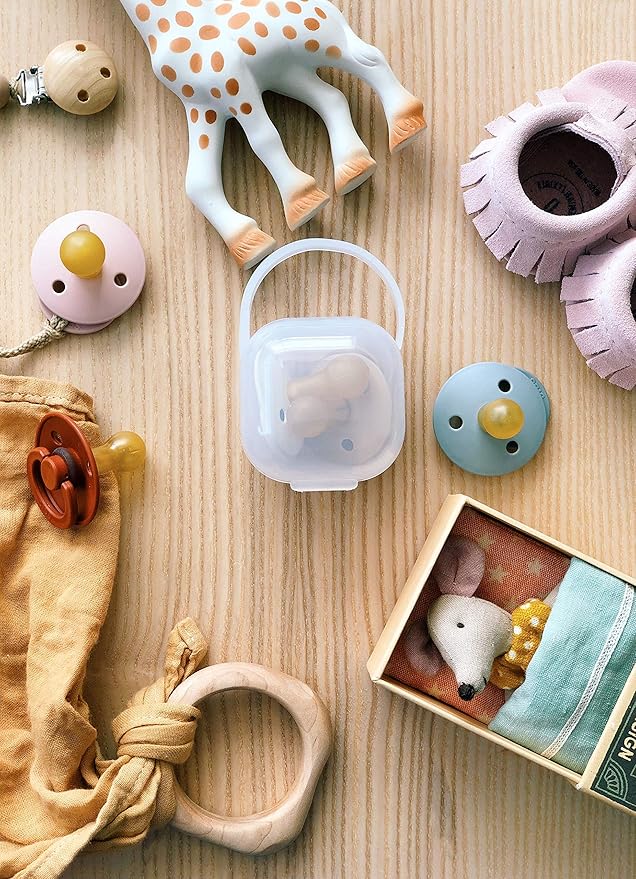 purifyou BPA-Free baby pacifier holder & Nipple Shield Cases - Set of 3 Clear Pacifier case for diaper bag & Stroller - Pacifier Box for Travel - Keeps Baby’s Binkies Clean and Accessible