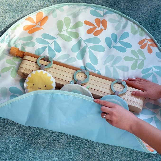 Ingenuity Sun Valley Wooden Baby Play Mat, Foldable A-Frame Bar, Machine-Washable Mat, Unisex, for Ages 0-36 Months